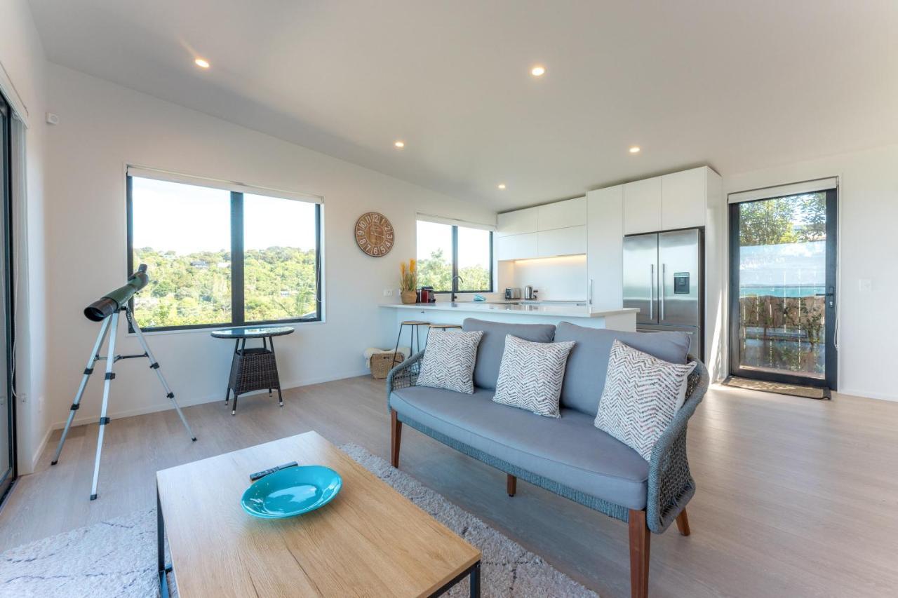 Luna Cottage. Stunning Ocean Views On Waiheke Oneroa المظهر الخارجي الصورة