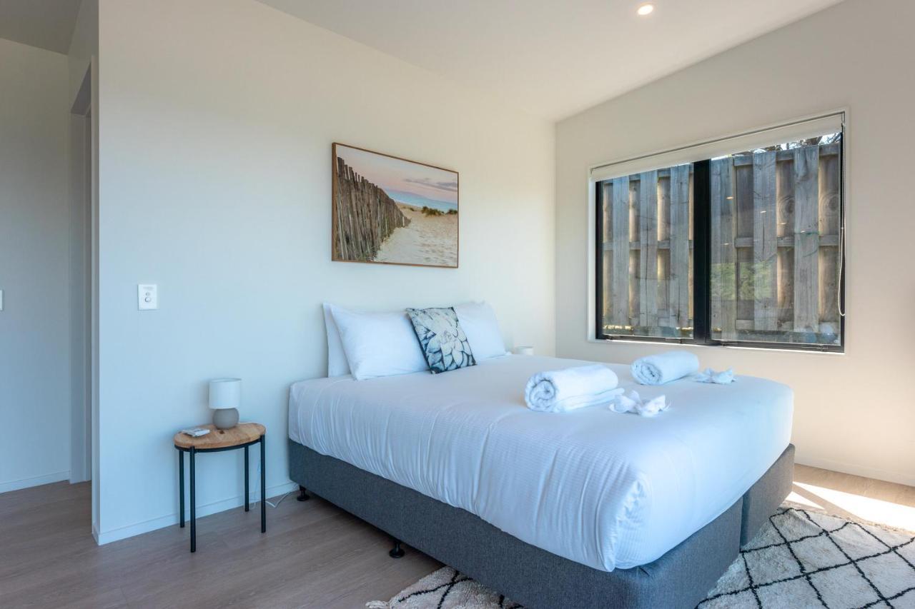 Luna Cottage. Stunning Ocean Views On Waiheke Oneroa المظهر الخارجي الصورة