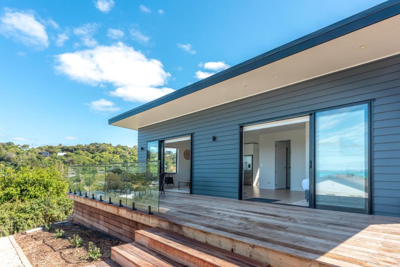 Luna Cottage. Stunning Ocean Views On Waiheke Oneroa المظهر الخارجي الصورة